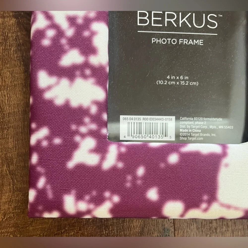 3 brand new Nate berkus quilted marble design picture frames 4”x6”